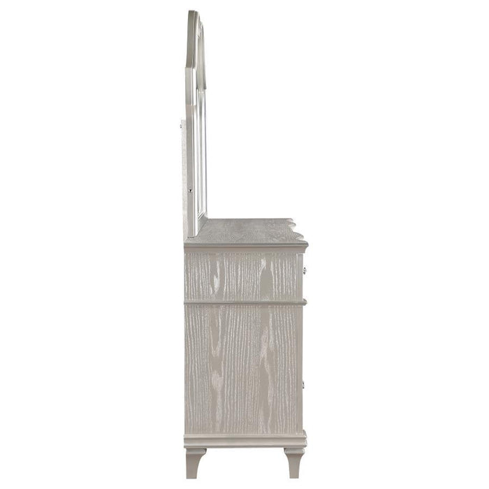 Evangeline - 9-Drawer Dresser