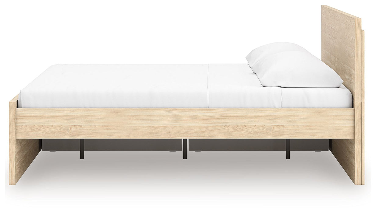 Onita - Panel Platform Bed