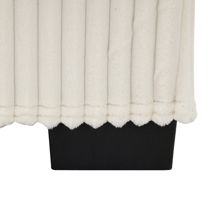 2 Seater L Shaped Chaise Sofa With Reversible Cushion, USB - C Charging Port, Storage Pocket, Convertible Left / Right Design