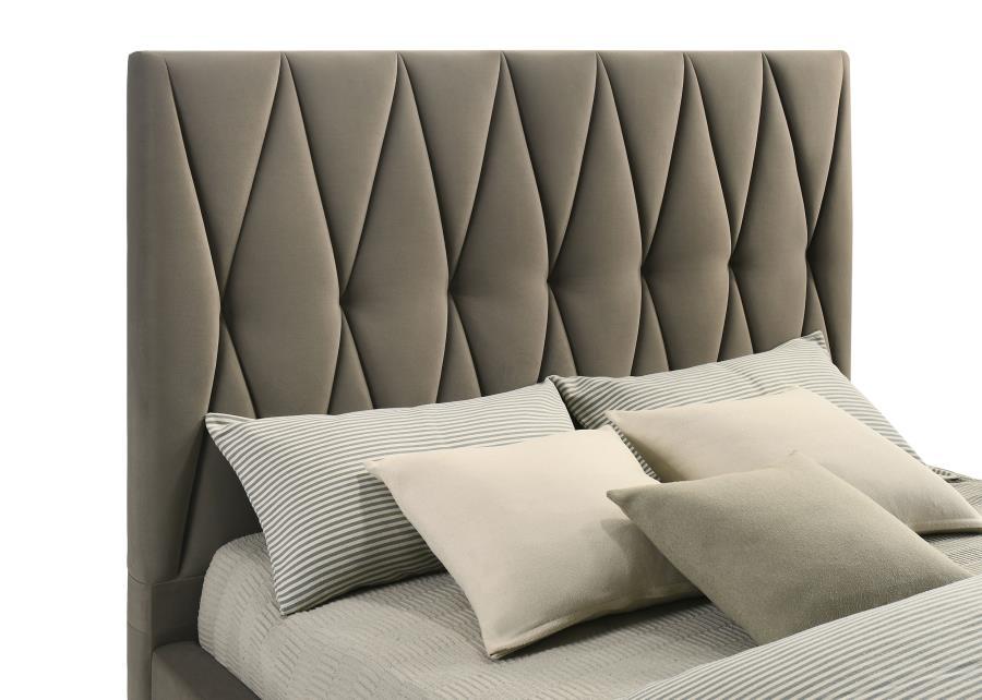 Delsea - Upholstered Platform Bed