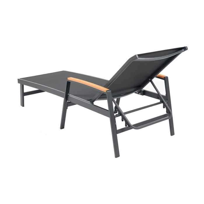 Oaxton - Chaise Lounge