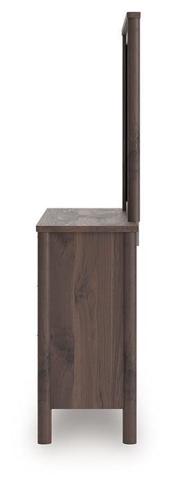 Pamytta - Upholstered Platform Bedroom Set