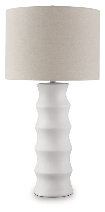Veraleigh - Poly Lamp