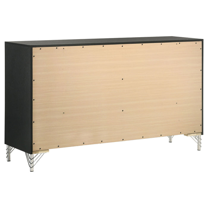 Malcolm - Bedroom Set With Wingback Design
