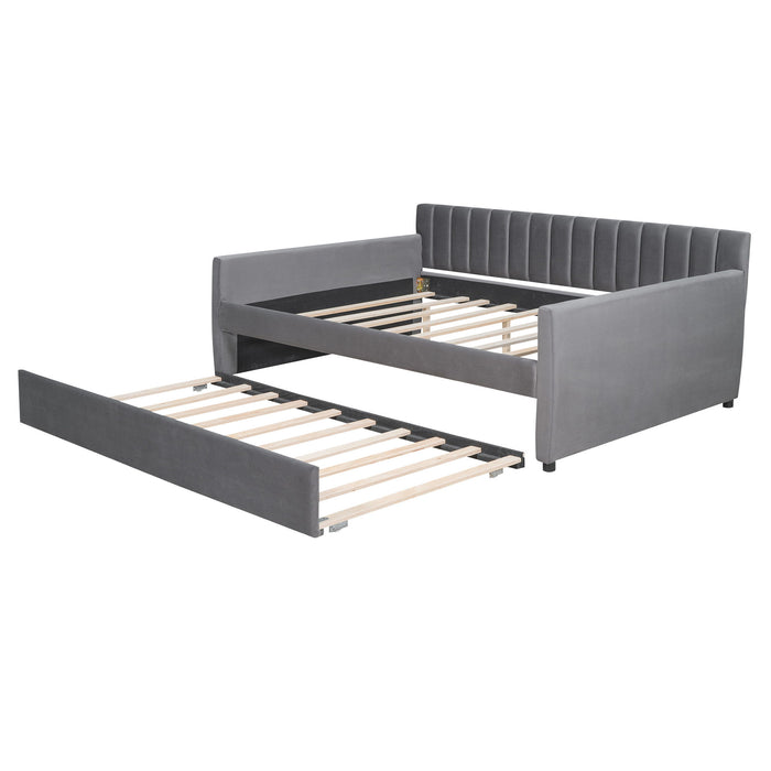 Upholstered Daybed With Slat Support