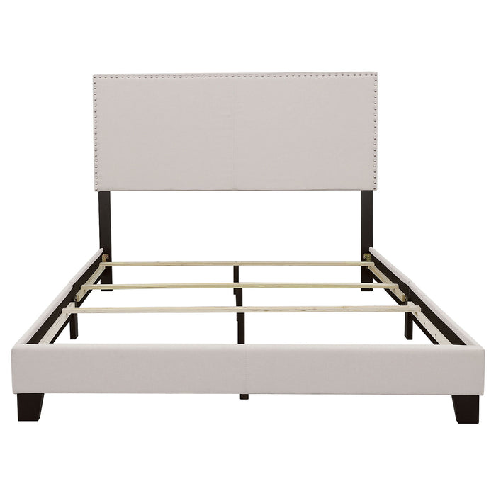 Bed With Nailhead Trim