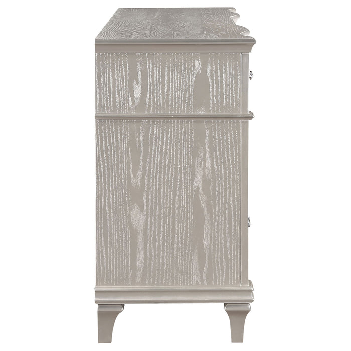 Katerina - 9 Drawer Dresser With Removable Jewelry Tray - Oak