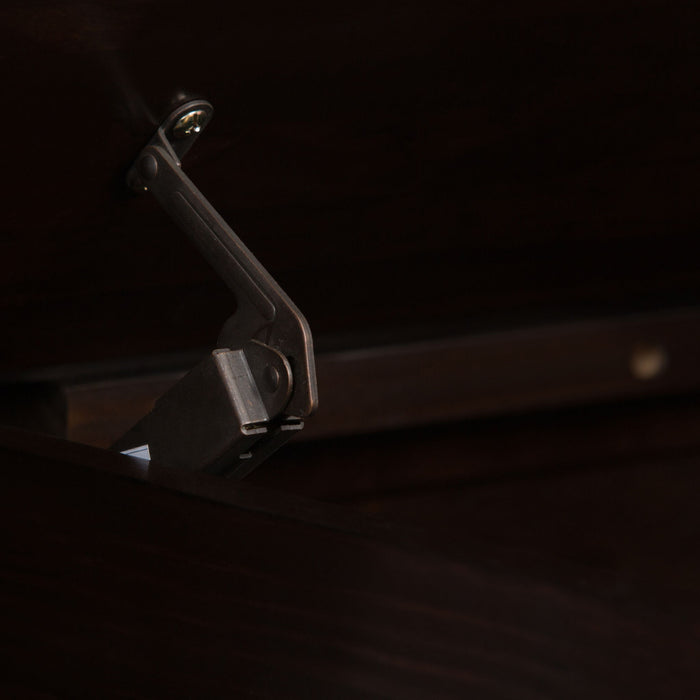 Connaught - Storage Bench