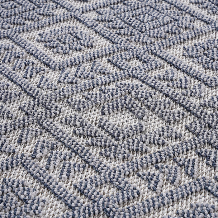 Guros - Traditional Indoor / Outdoor Area Rug