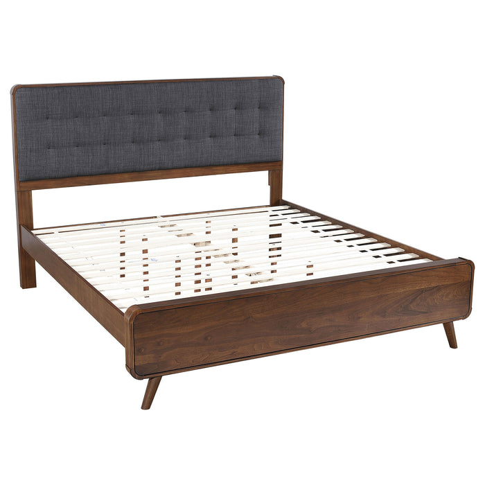 Robyn 4-piece Eastern King Bedroom Set Dark Walnut