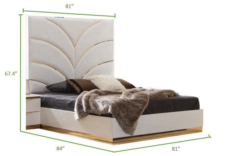 Laura Gold Detailed Upholstery King 6 Pieces Made With Wood In White