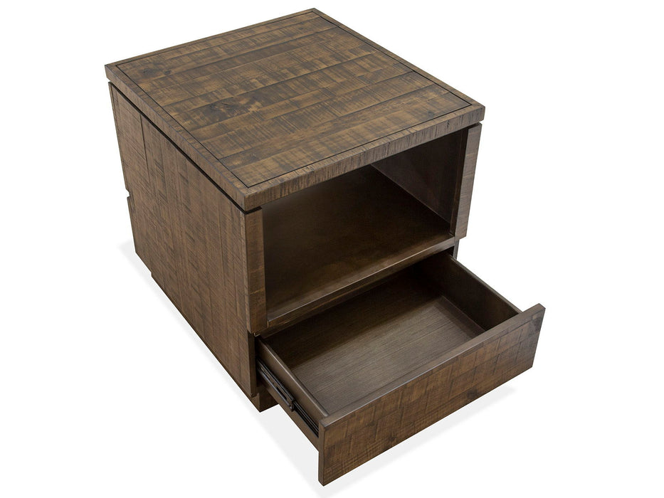 Baisden - Rectangular End Table - Tobacco