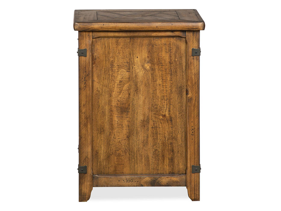 Chesterfield - Chairside End Table - Farmhouse Timber