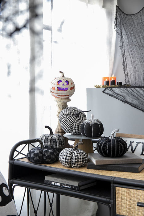 Pumpkin Decor For Holiday Halloween Decoration - Black / White