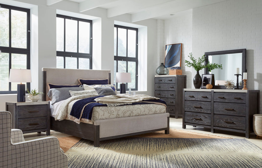 Plum Creek - Upholstered Panel Bed