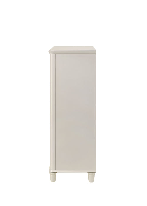 Laveda - Chest - White