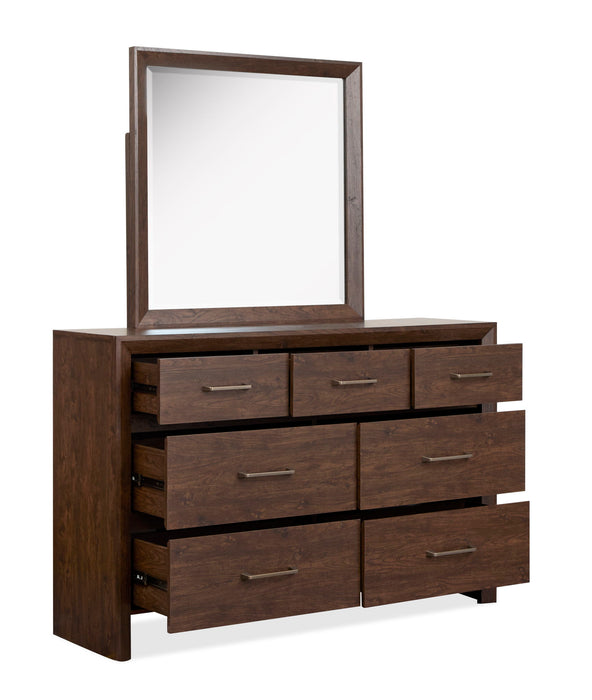Llewellyn - Drawer Dresser