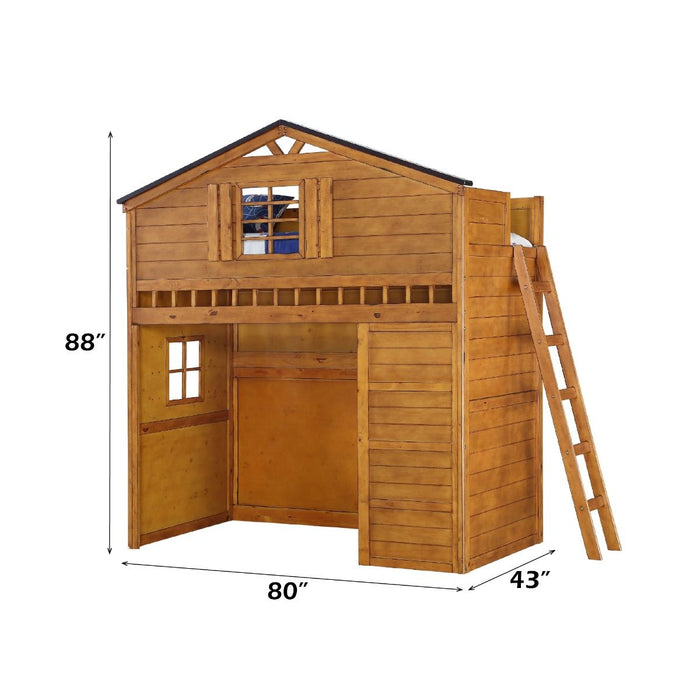 Tree House - Loft Bed