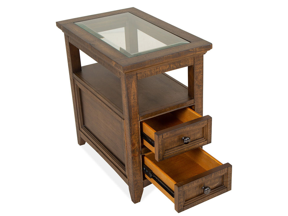Bay Creek - Chairside End Table - Toasted Nutmeg