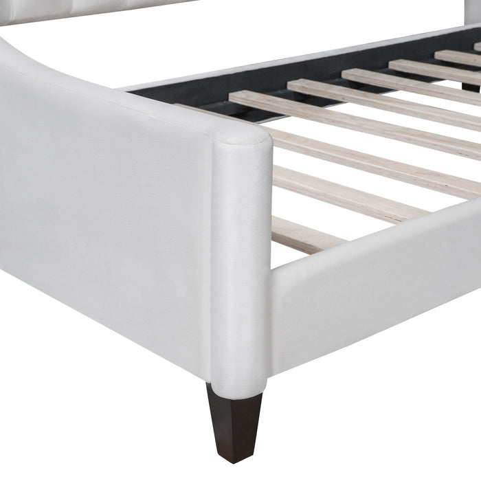 Modern Tufted Button Daybed