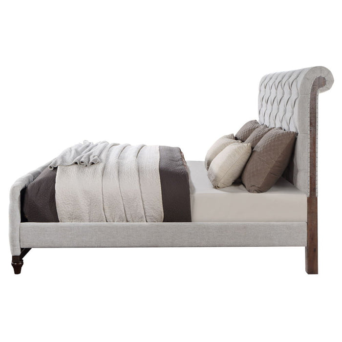 Andria - Upholstered Bed