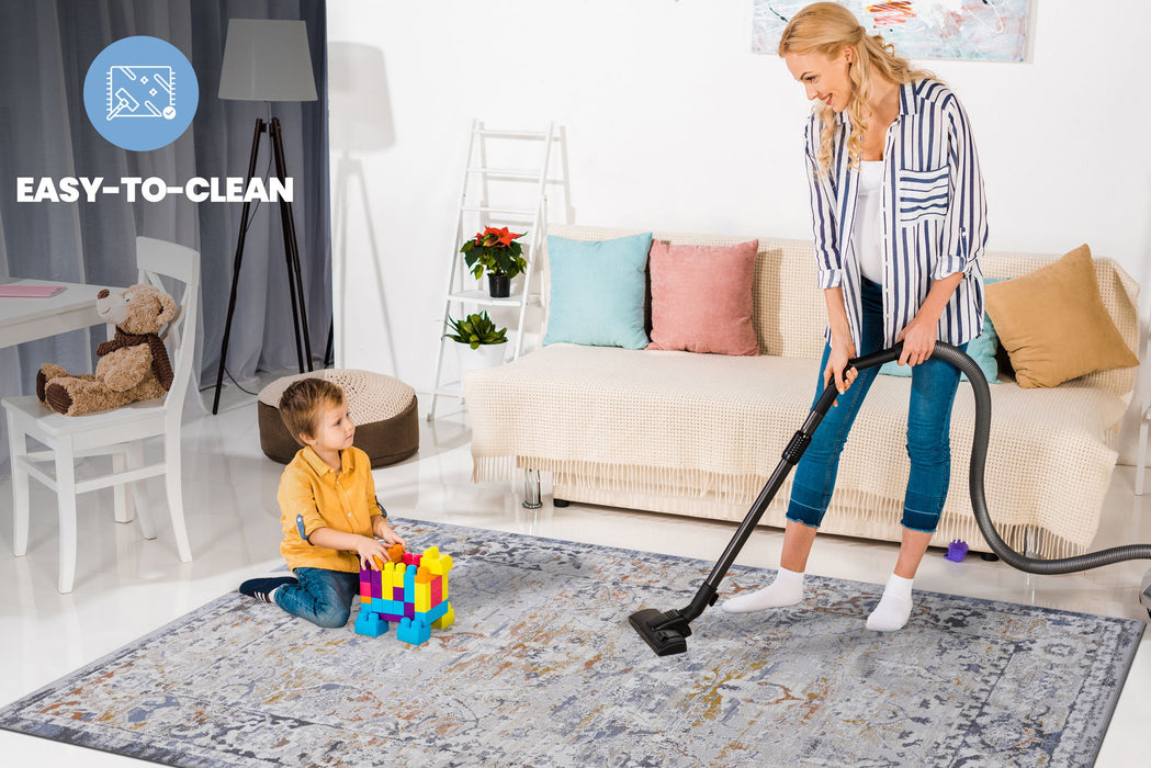 Payas - 5' X 7' Traditional Area Rug - Ivory / Gray