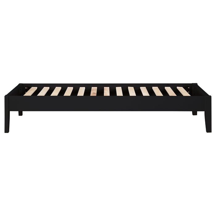 Spivey - Universal Platform Bed