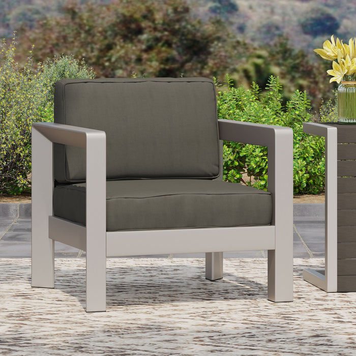 Aviara - Luxurious Outdoor Club Chair