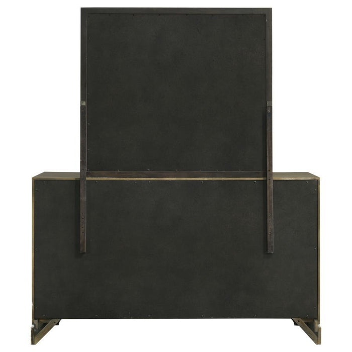 Gran Park - 6-Drawer Dresser Cabinet