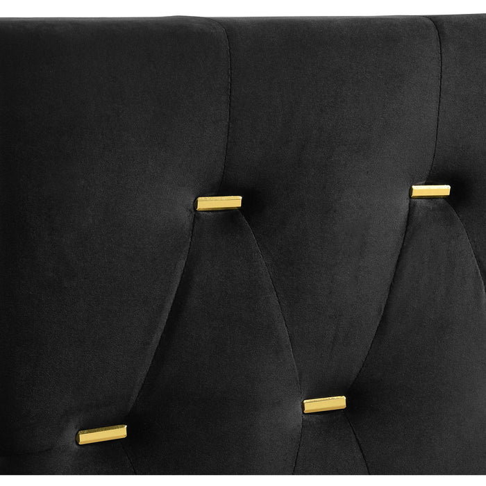 James - Panel Bed