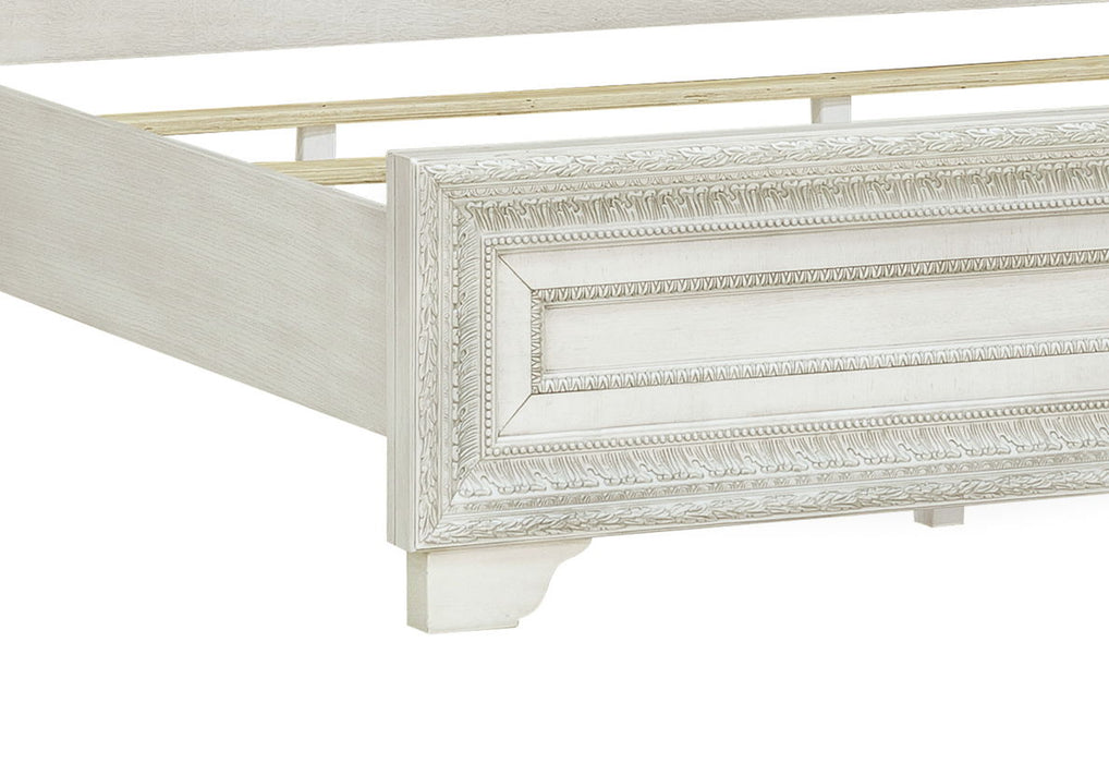 Camila - Upholstered Bed