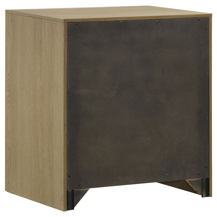 Hendricks 4-piece Eastern King Bedroom Set Light Oak