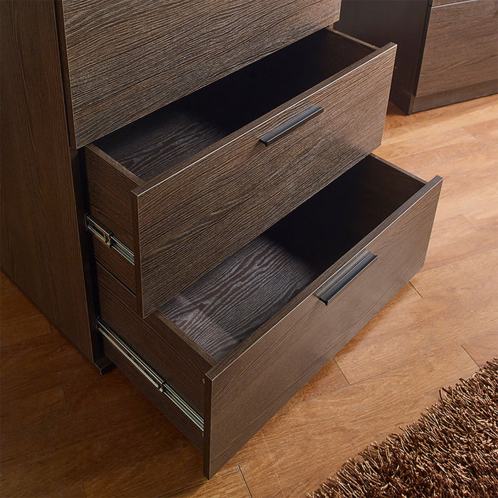 Oliver - Farmhouse Jumbo Chest With 4 Drawer Storage