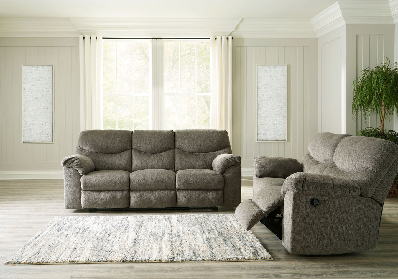 Reclining Sofas & Loveseats