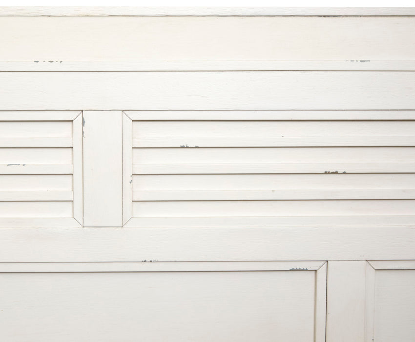 Echo Isles - Classic Panel Bed