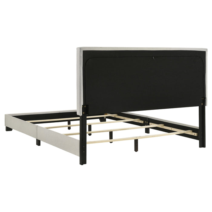 Efram - Panel Bed