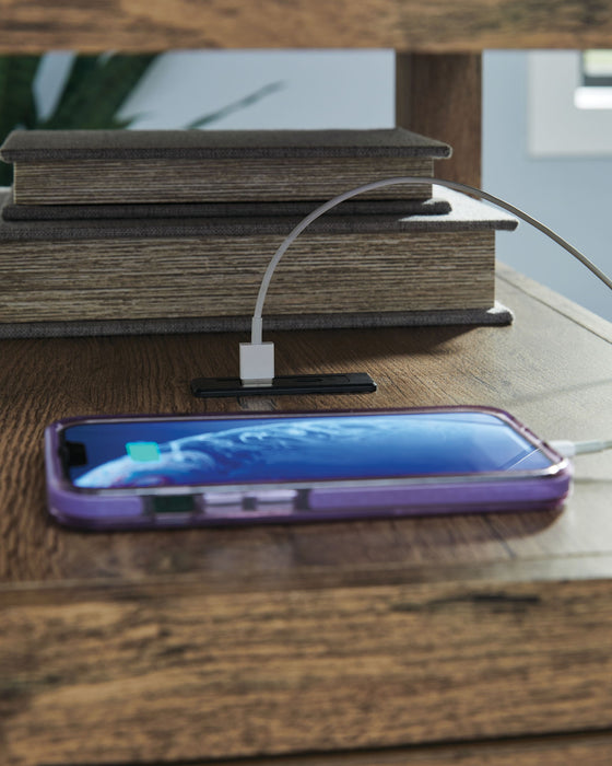 Fendenmore - Chair Side End Table