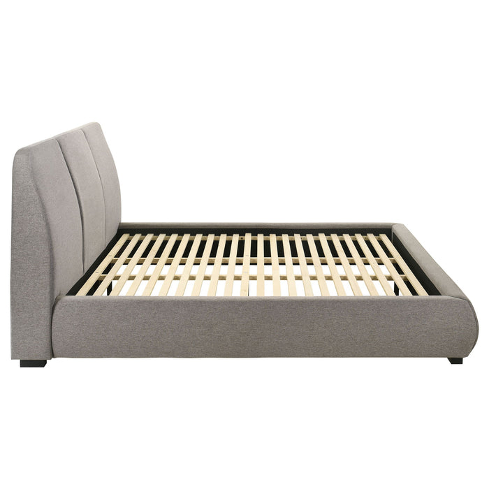 Modern Upholstered Platform Bed With Tufted Headboard
