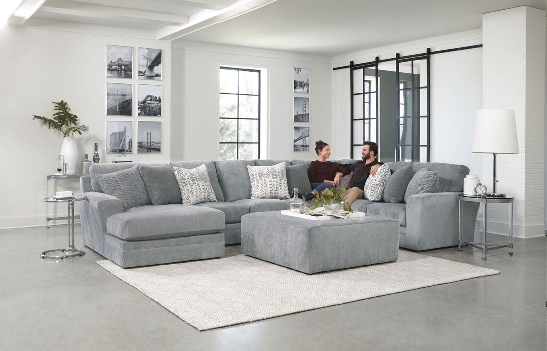 Glacier - Sectional With Cocktail Ottoman