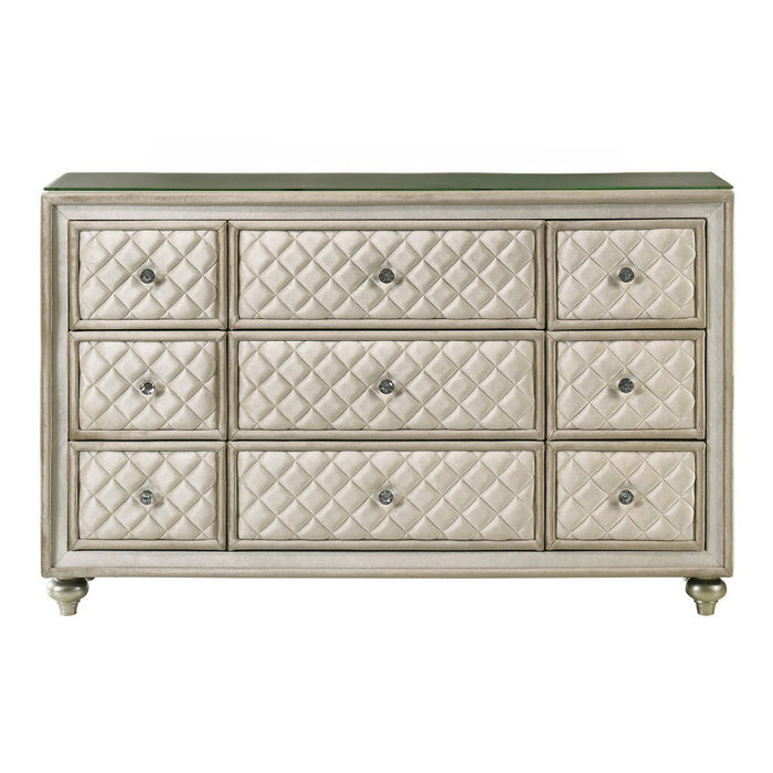 Lucienne - Dresser
