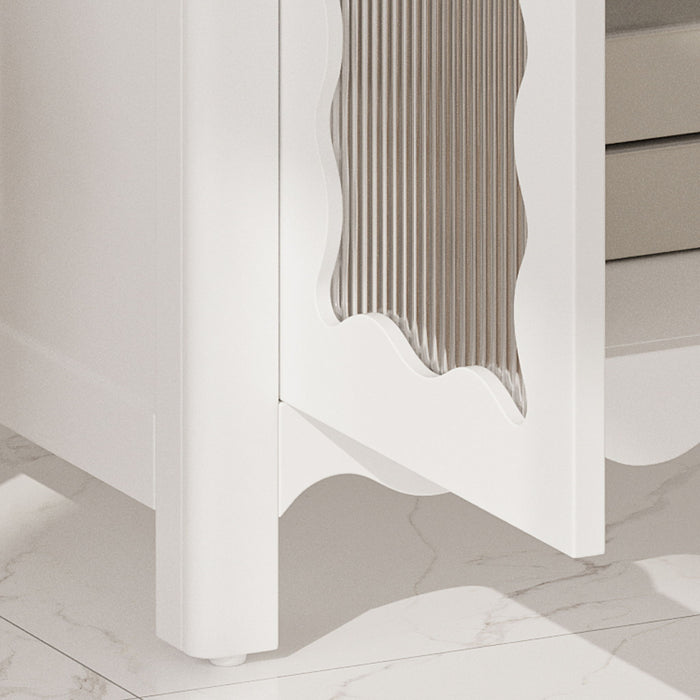 Modern Bathroom Vanity With Tempered Glass Doors