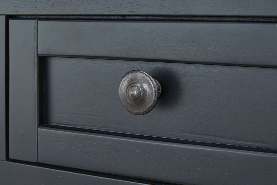 Wildenauer - Chair Side End Table - Brown / Black