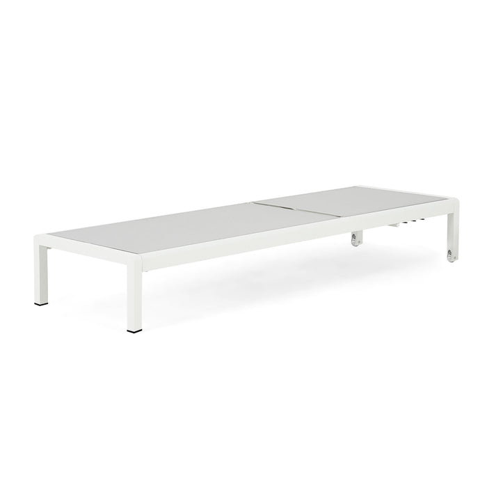 Outdoor Patio Chaise Lounge With 5 Reclining Positions