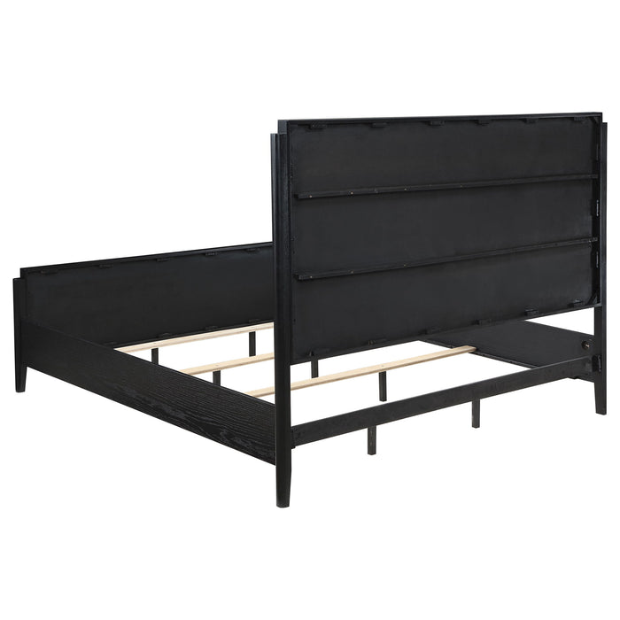 Ennis - Bedroom Set