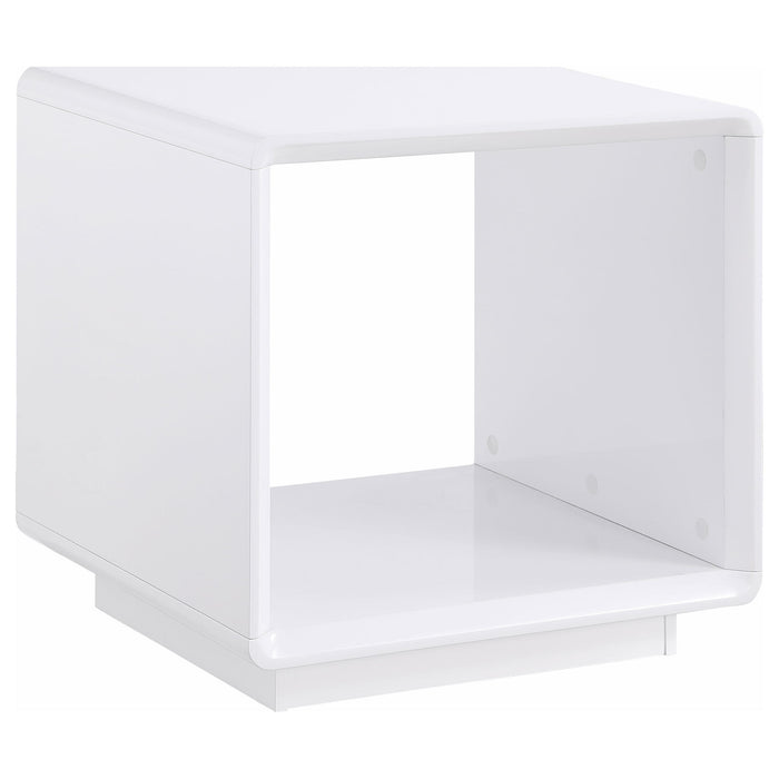 Fletcher - 2 Piece Coffee And End Table Set - Gloss White