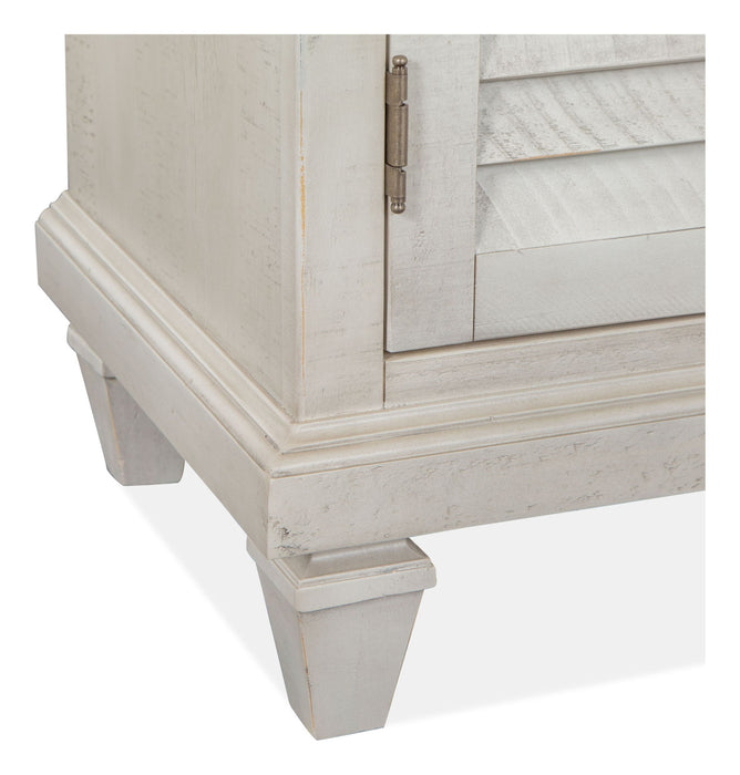 Newport - Left Pier - Alabaster