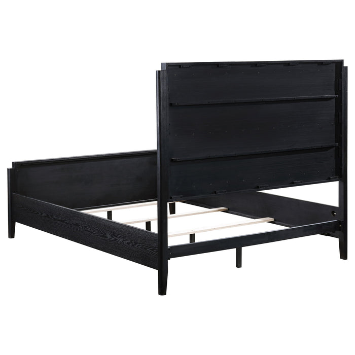 Brookmead 5-piece Queen Bedroom Set Black