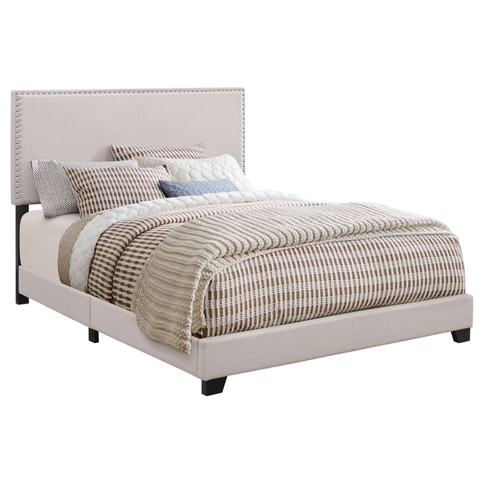 Bed With Nailhead Trim
