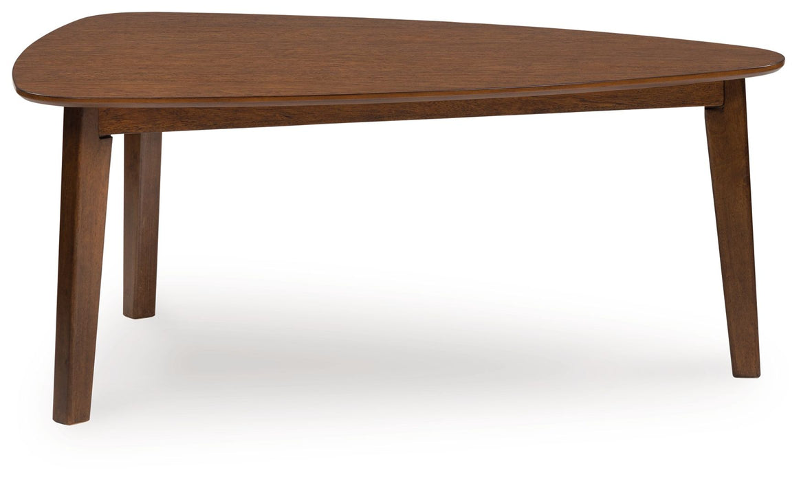 Lyncott - Occasional Wood Table Set (Set of 3) - Brown