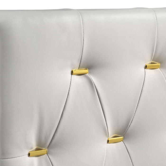 James - Panel Bed